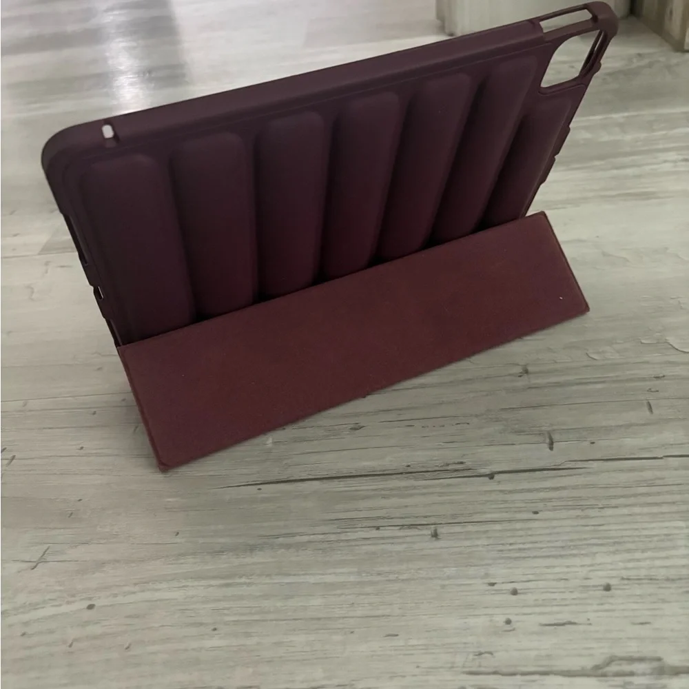 HeyDayDark Burgandy Tablet Cover